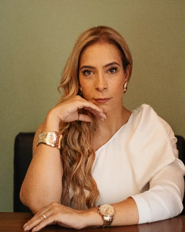 Dra. Ludmila Simões